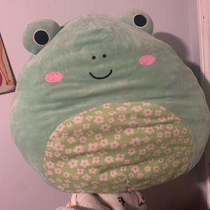 Squishmallow Wendy The Frog Floral Belly Spring Time 16”